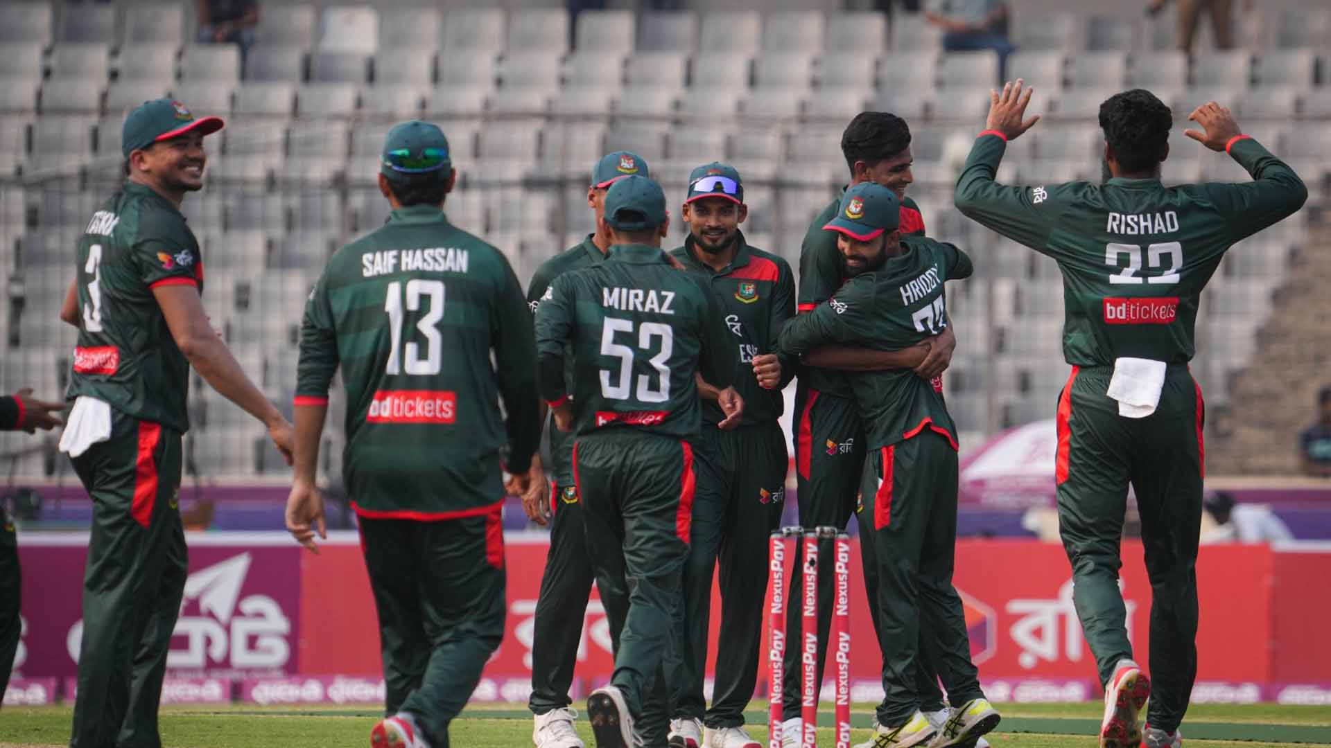 নাহিদের ৫ উইকেটের ঝড়ে মাত্র ১১৪ রানে গুঁড়িয়ে গেল পাকিস্তান