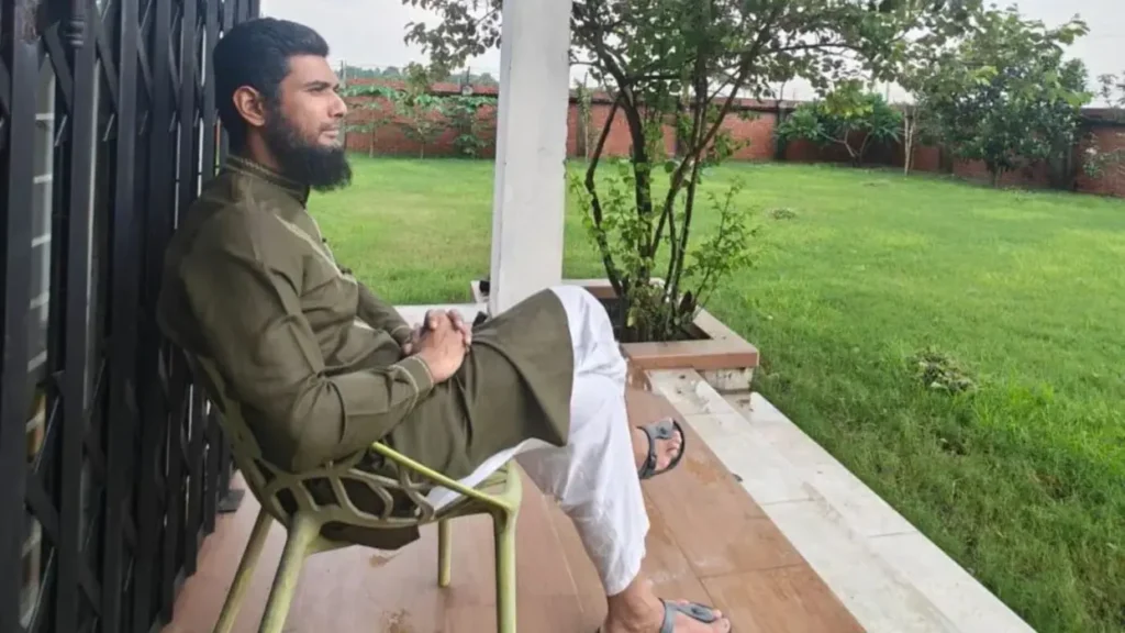 'বরকতময় রমজান চলে যাচ্ছে' — আবেগঘন পোস্টে যা লিখলেন মাহমুদউল্লাহ রিয়াদ