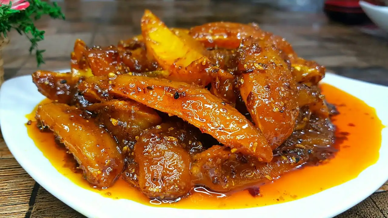 আমের আচার তৈরি করার পদ্ধতি: ঘরেই বানান ঝাল টক-মিষ্টি আচার