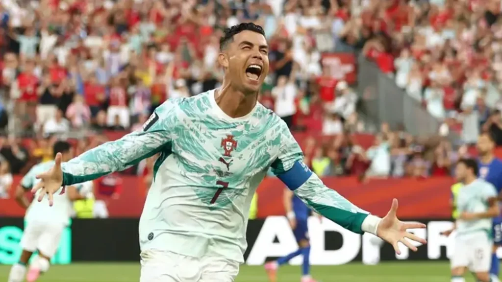 রোনালদোর বিশ্বকাপ নকআউটে প্রথম গোল, ভাঙল দীর্ঘ ২৪ বছরের অপেক্ষা