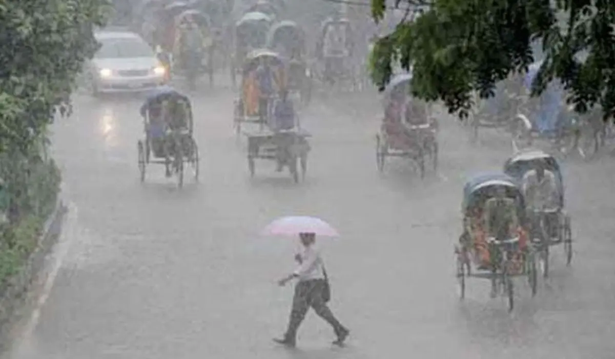 দেশের সব বিভাগে বজ্রবৃষ্টির আভাস, হতে পারে ভারী বর্ষণ