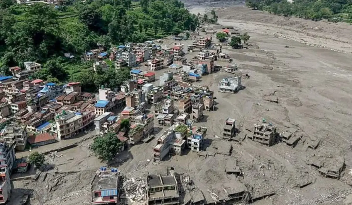 নেপালে ভয়াবহ বন্যা-ভূমিধসে নিখোঁজ ৫৭৯ পর্যটক